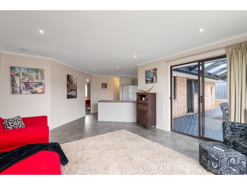 97 Emmerson Drive, Morphett Vale SA 5162