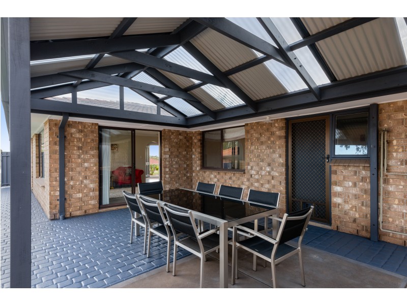 97 Emmerson Drive, Morphett Vale SA 5162