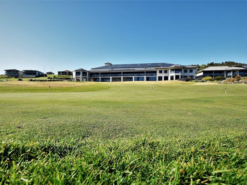 26 Cherry Hills Crescent, Normanville SA 5204