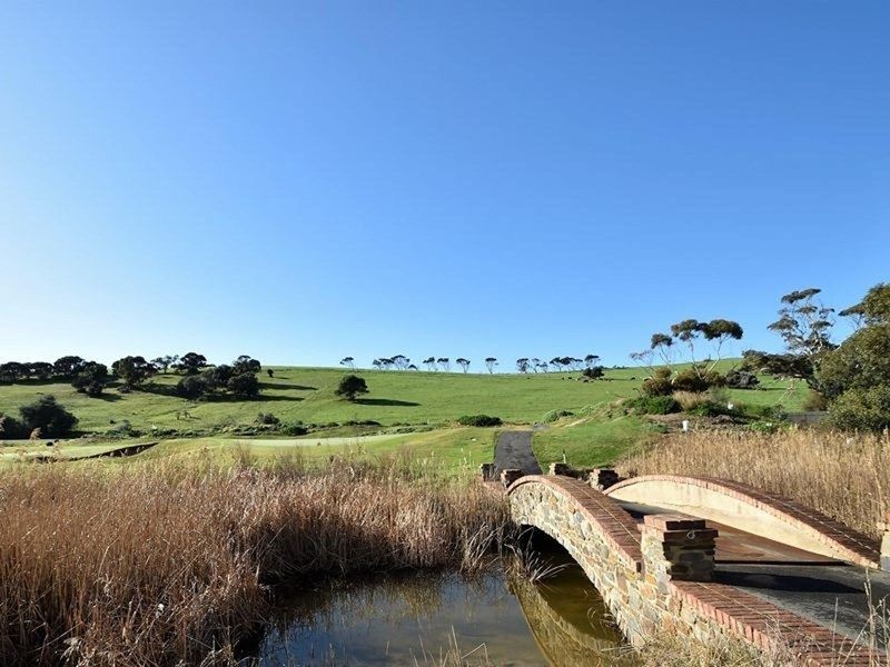 26 Cherry Hills Crescent, Normanville SA 5204