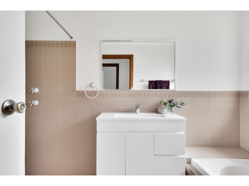 2/49 Fifth Avenue, Ascot Park SA 5043