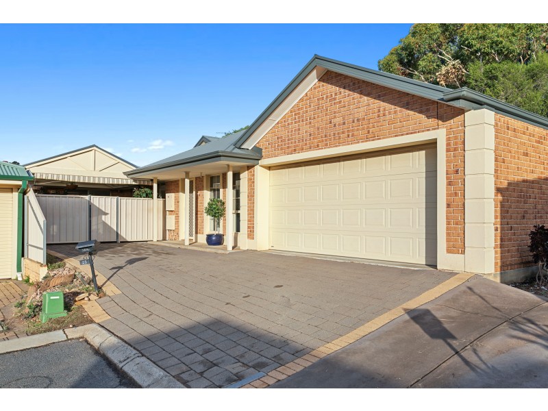 25 McGuire Court, Hackham SA 5163