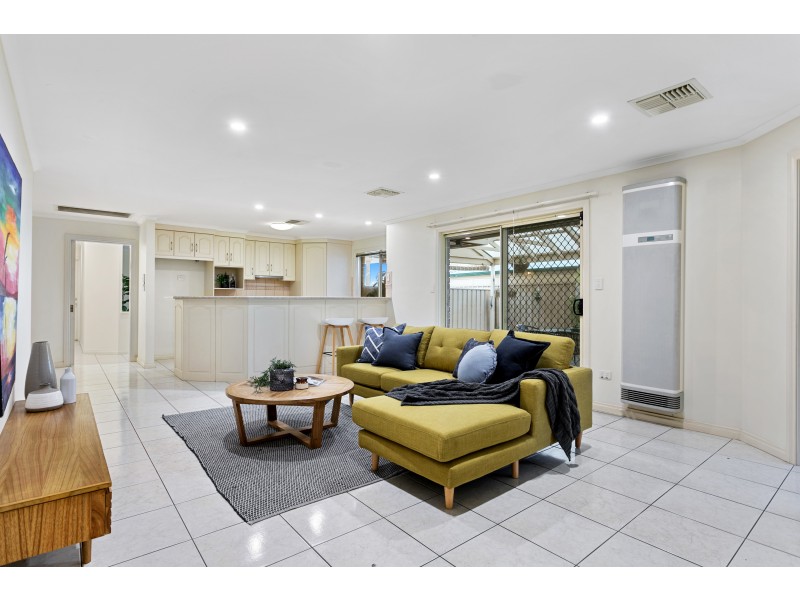 25 McGuire Court, Hackham SA 5163