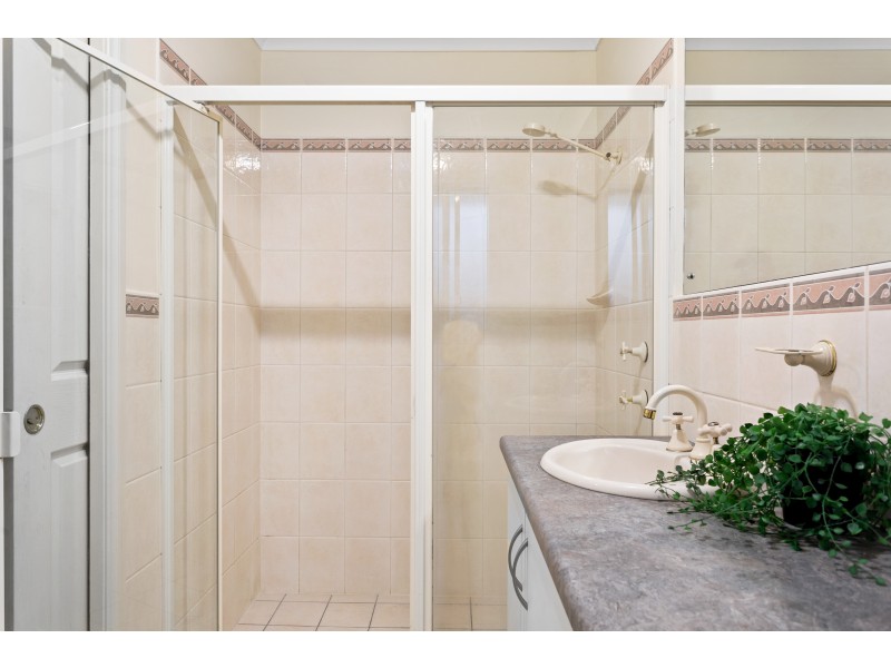 25 McGuire Court, Hackham SA 5163