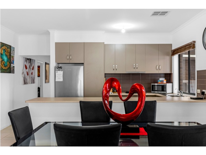 7 Madeleine Close, Morphett Vale SA 5162