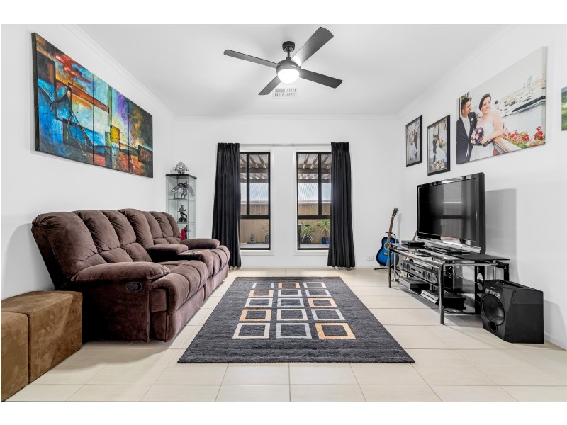 7 Madeleine Close, Morphett Vale SA 5162