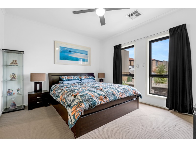 7 Madeleine Close, Morphett Vale SA 5162