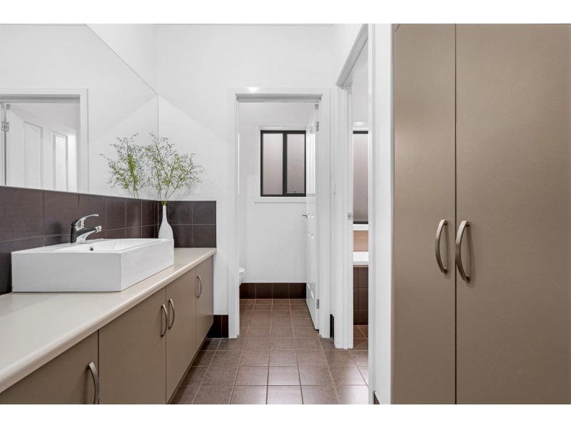 7 Madeleine Close, Morphett Vale SA 5162