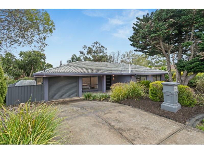 23 Tania Drive, Aberfoyle Park SA 5159