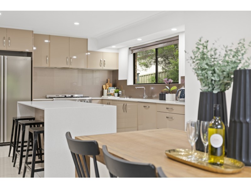 23 Tania Drive, Aberfoyle Park SA 5159