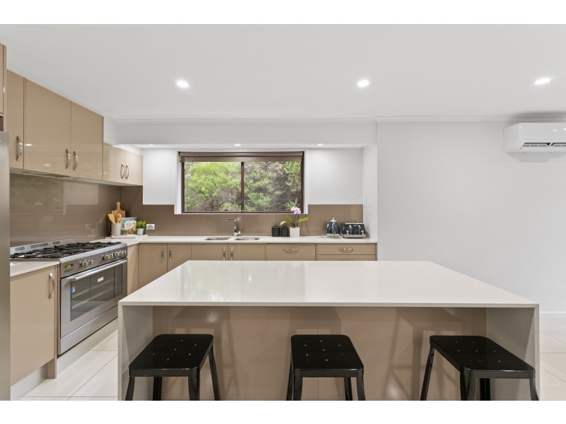 23 Tania Drive, Aberfoyle Park SA 5159