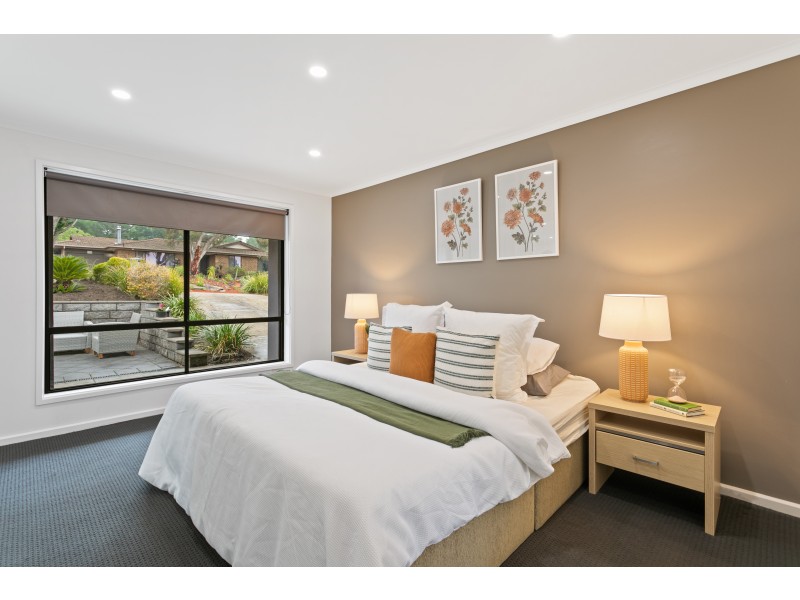 23 Tania Drive, Aberfoyle Park SA 5159