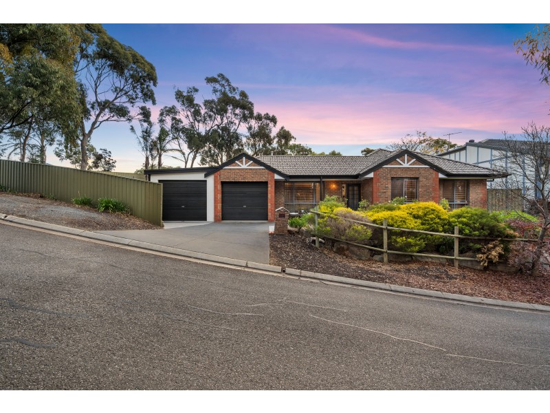 1 Pritchard Court, Flagstaff Hill SA 5159