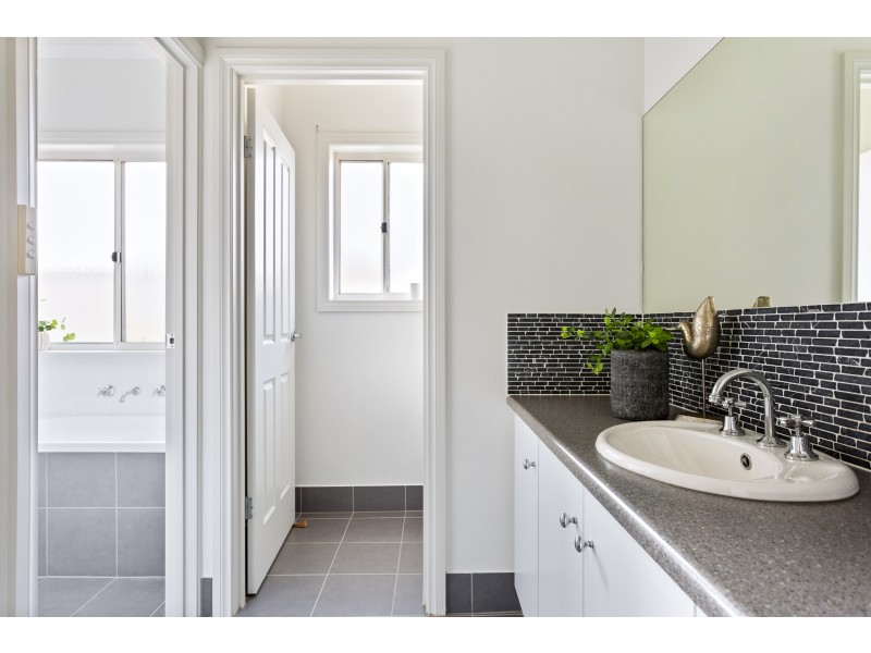 20 Signal Street, Seaford Meadows SA 5169