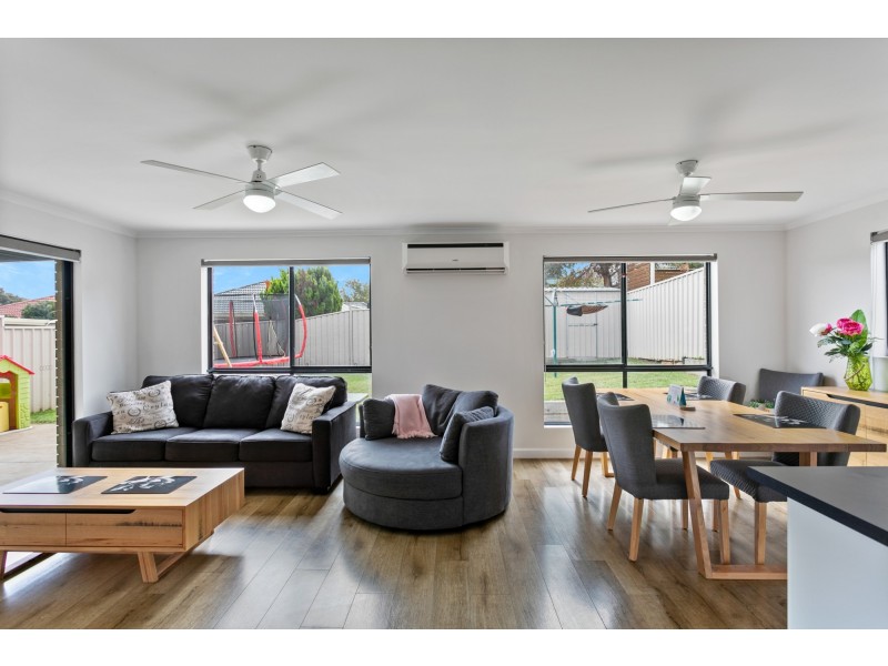 4 Lancewood Place, Huntfield Heights SA 5163