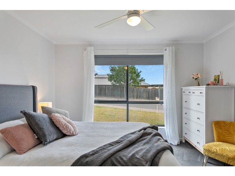 4 Lancewood Place, Huntfield Heights SA 5163