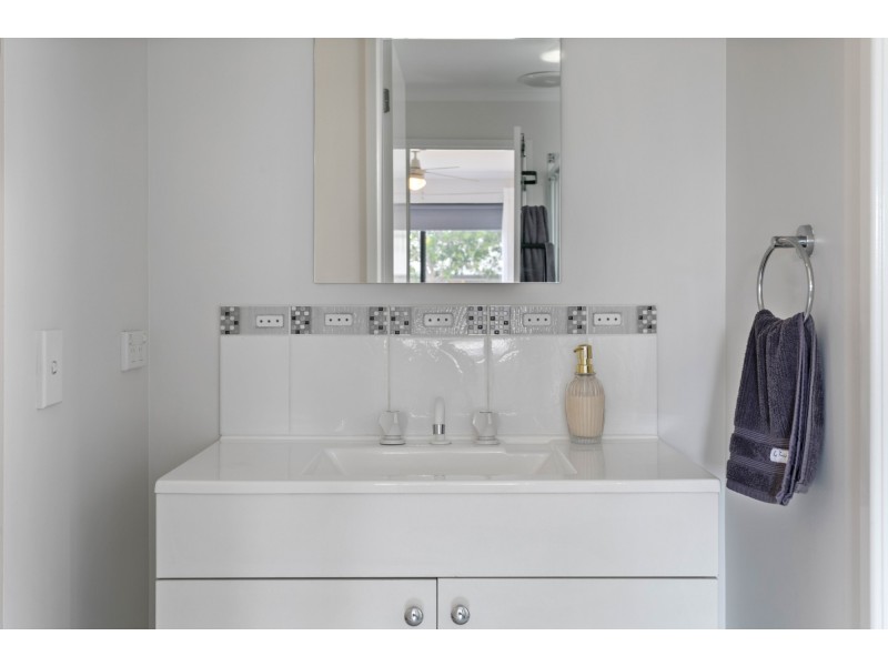 4 Lancewood Place, Huntfield Heights SA 5163