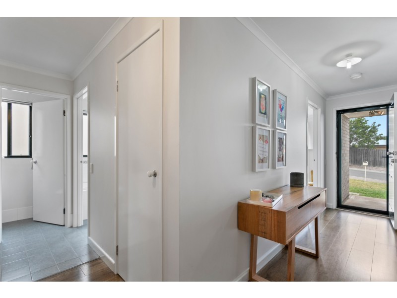 4 Lancewood Place, Huntfield Heights SA 5163