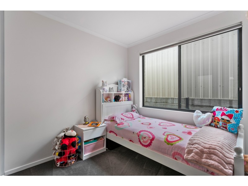 4 Lancewood Place, Huntfield Heights SA 5163