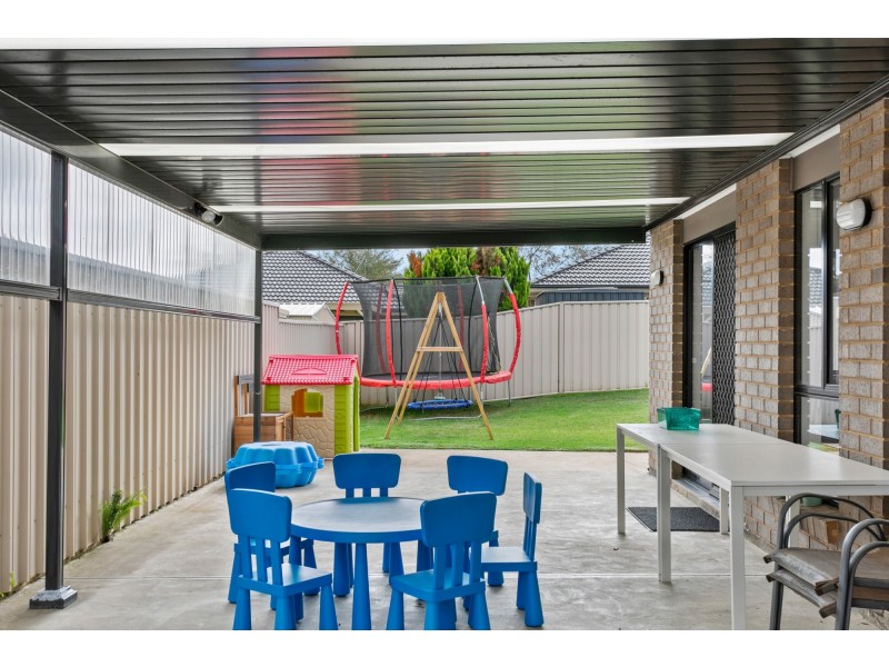 4 Lancewood Place, Huntfield Heights SA 5163