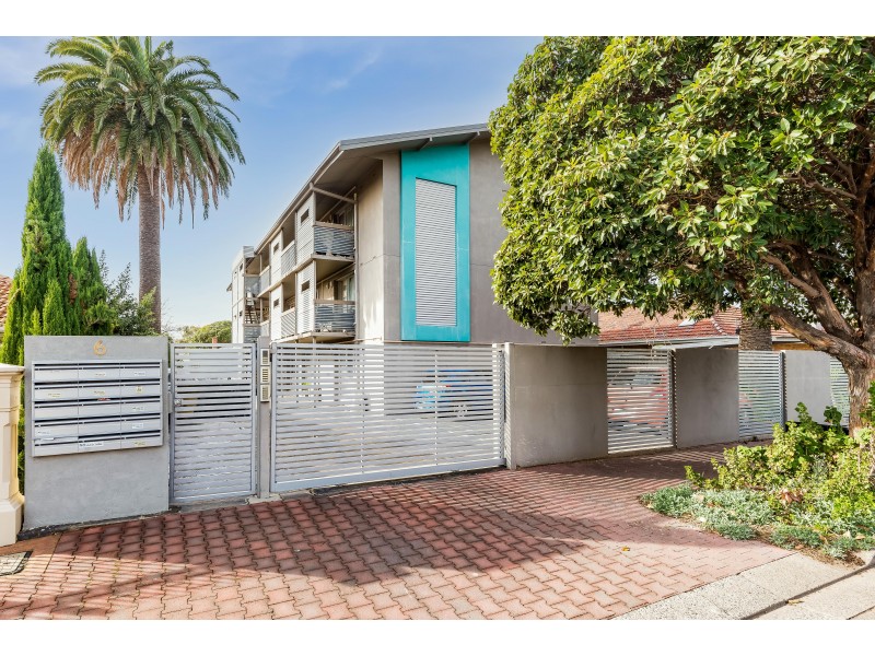 10/6 Pine Avenue, Glenelg North SA 5045