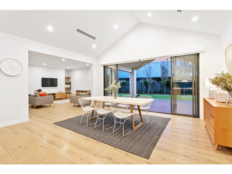 14 Macquarie Parade, Meadows SA 5201