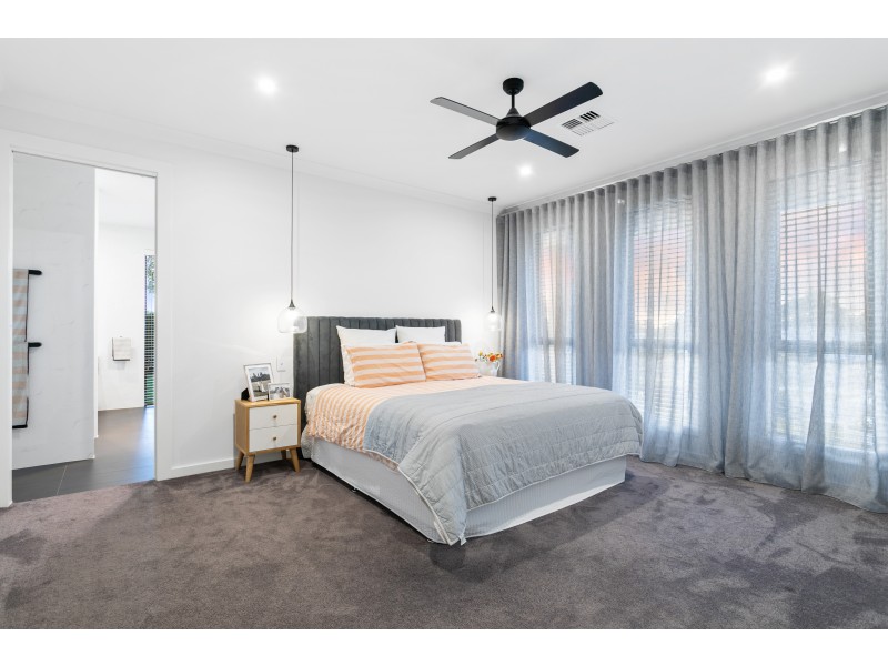 14 Macquarie Parade, Meadows SA 5201