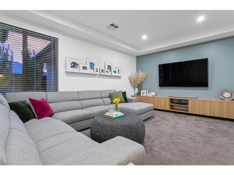 14 Macquarie Parade, Meadows SA 5201