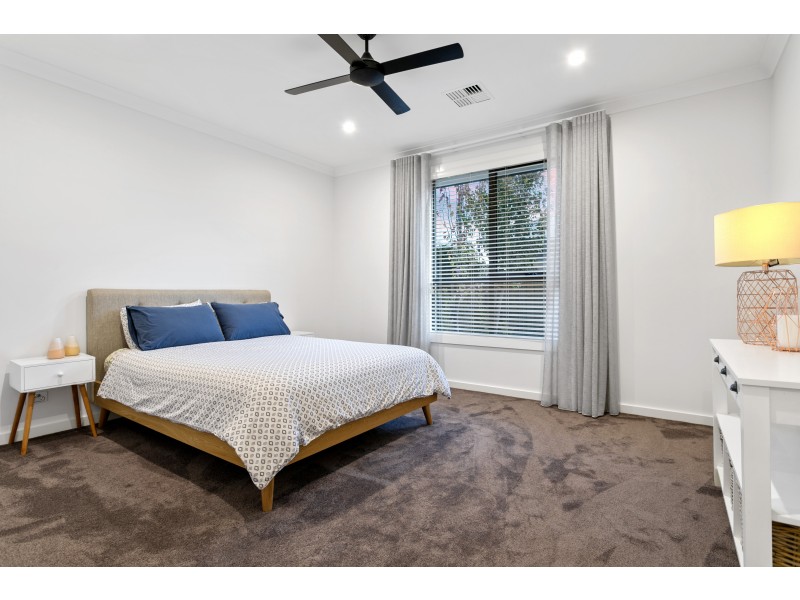 14 Macquarie Parade, Meadows SA 5201