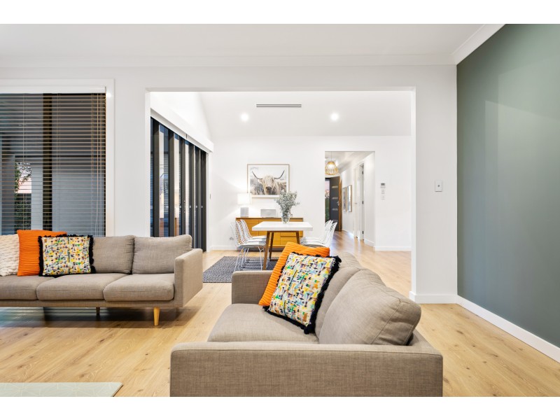 14 Macquarie Parade, Meadows SA 5201