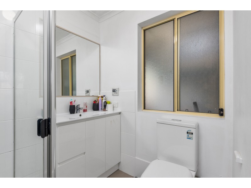 17 Merrivale Drive, Happy Valley SA 5159