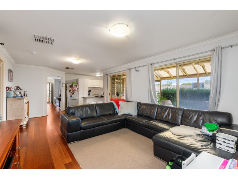 17 Merrivale Drive, Happy Valley SA 5159