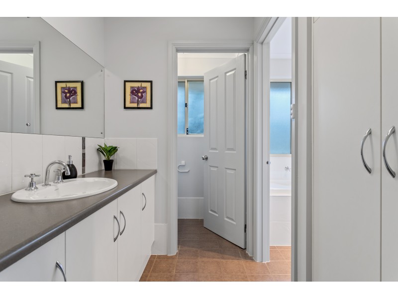 19 Sylvan Circuit, Noarlunga Downs SA 5168