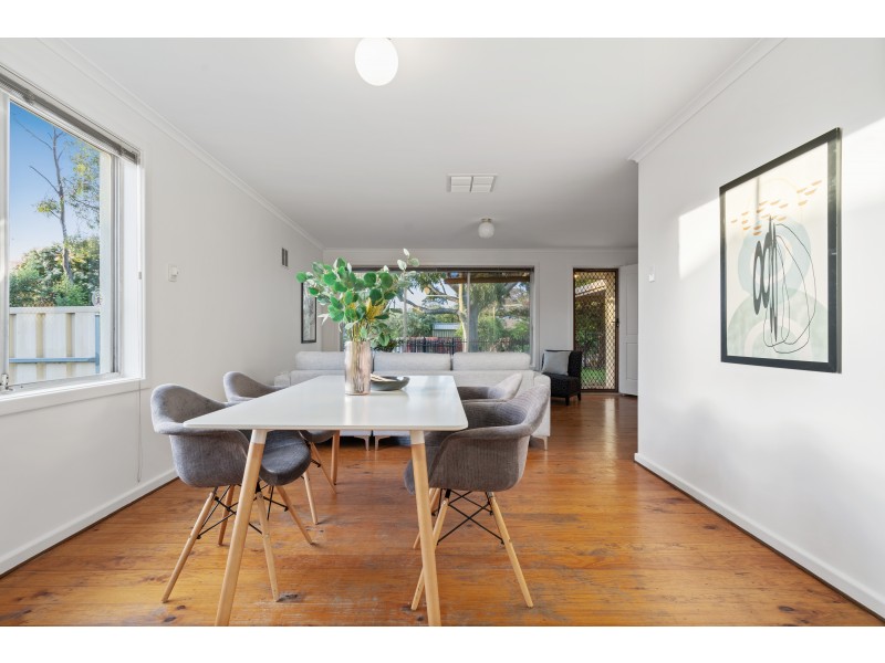 17 Dominic Crescent, Morphett Vale SA 5162