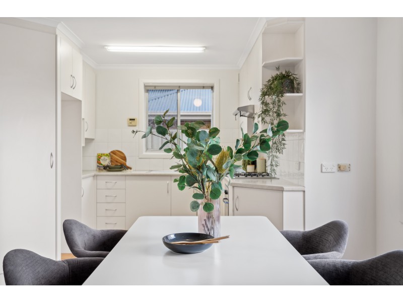 17 Dominic Crescent, Morphett Vale SA 5162