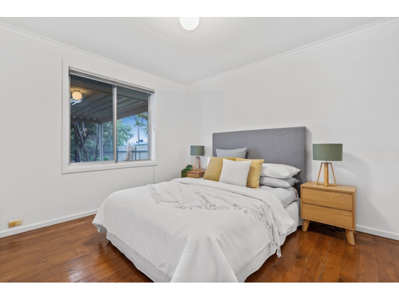 17 Dominic Crescent, Morphett Vale SA 5162