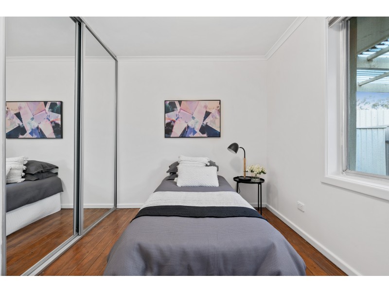 17 Dominic Crescent, Morphett Vale SA 5162