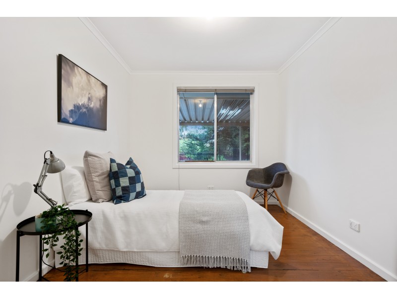 17 Dominic Crescent, Morphett Vale SA 5162