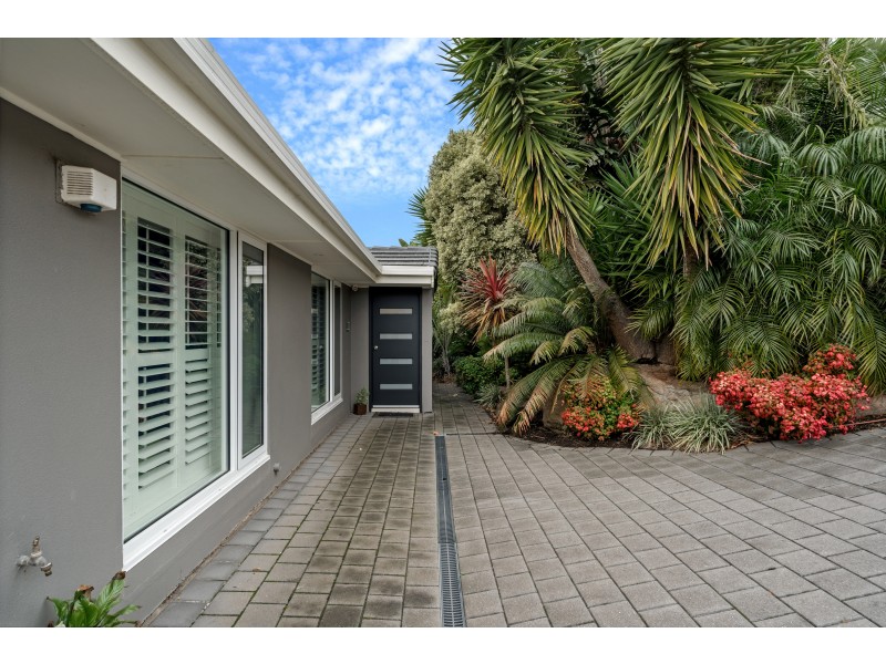 48 Horseshoe Drive, Woodcroft SA 5162