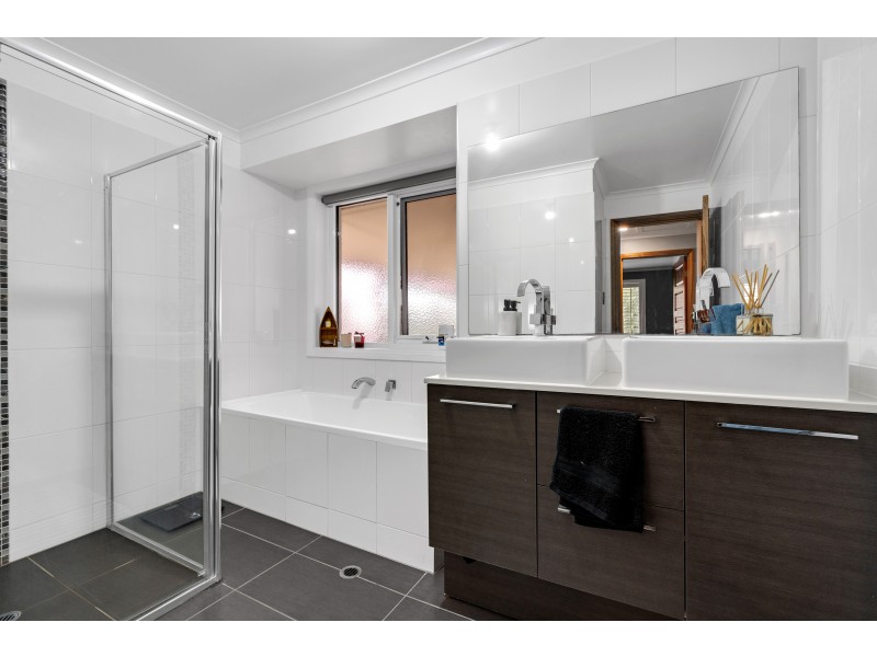 48 Horseshoe Drive, Woodcroft SA 5162