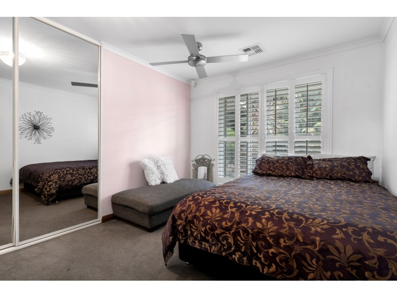 48 Horseshoe Drive, Woodcroft SA 5162