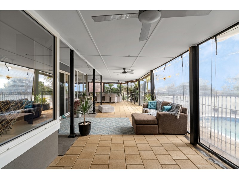 48 Horseshoe Drive, Woodcroft SA 5162