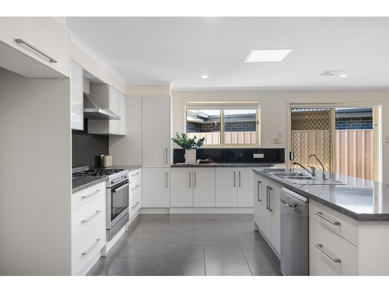 50 Talladira Way, Woodcroft SA 5162