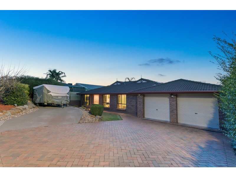 6 Headland Crescent, Woodcroft SA 5162