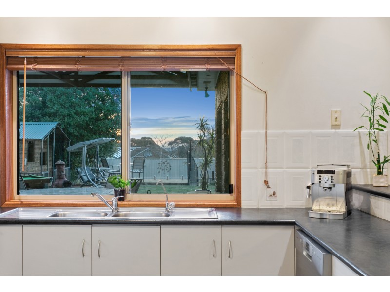 6 Headland Crescent, Woodcroft SA 5162