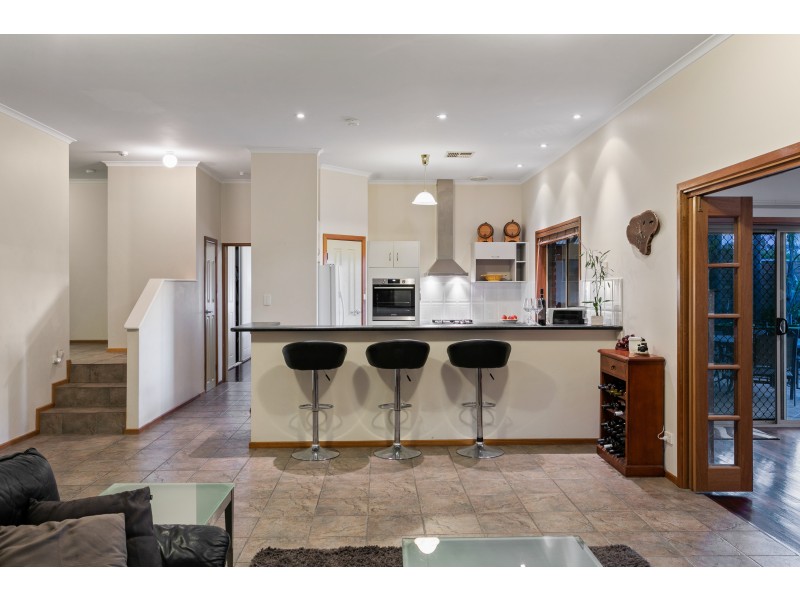 6 Headland Crescent, Woodcroft SA 5162