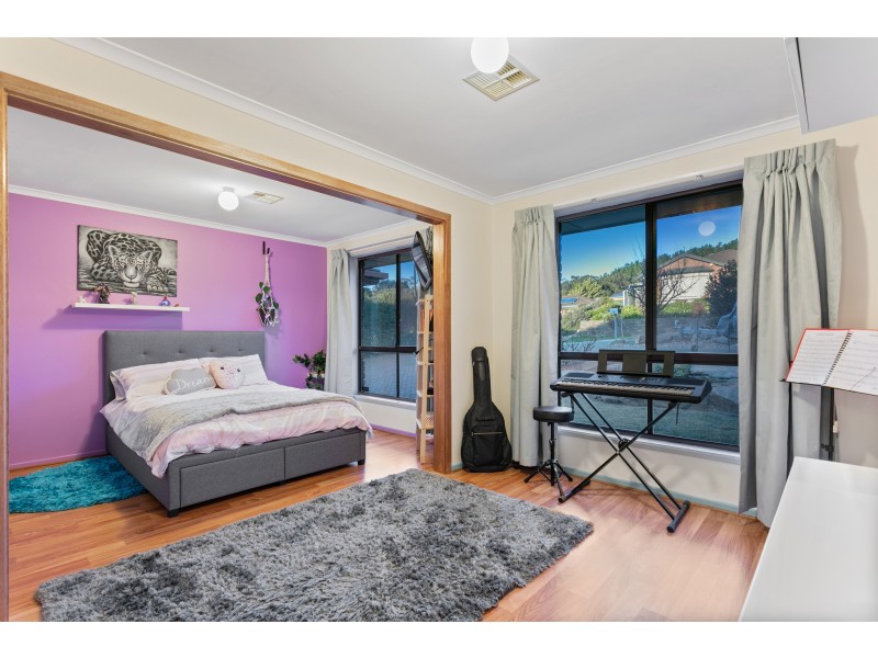 6 Headland Crescent, Woodcroft SA 5162