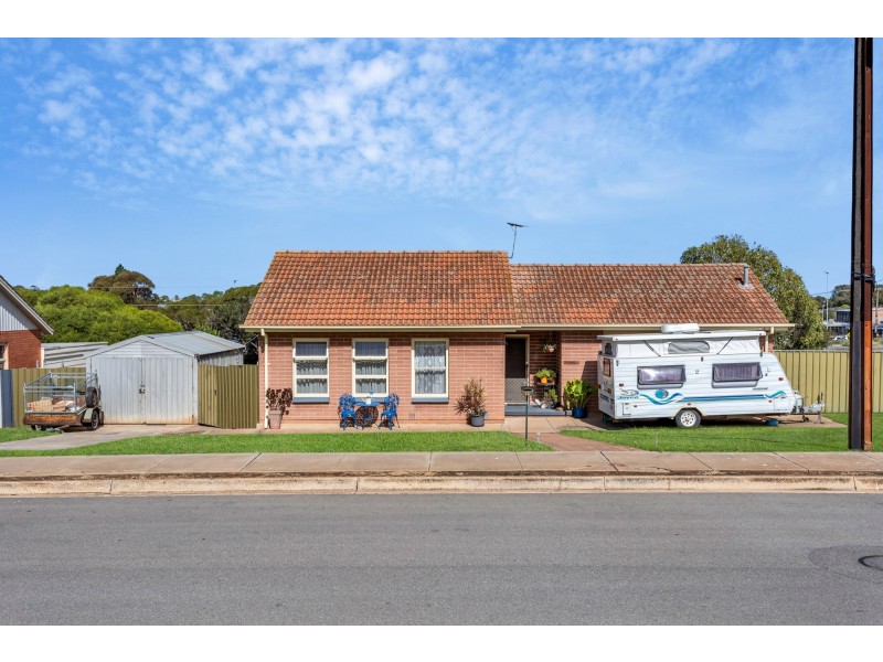 15 Borraga Street, O’sullivan Beach SA 5166