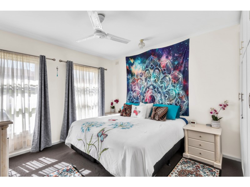 15 Borraga Street, O’sullivan Beach SA 5166