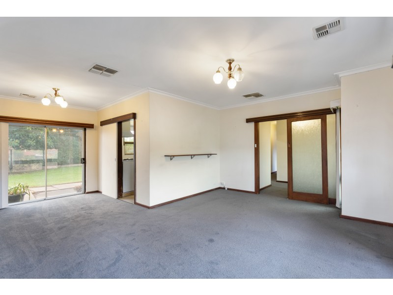 4 Ellis Street, Port Noarlunga SA 5167